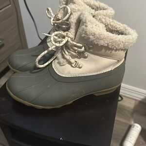 Sperry boots